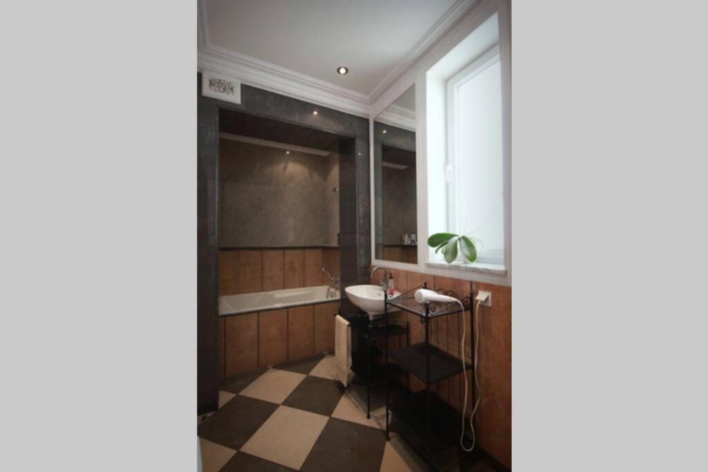 Apartament Z Ogrodkiem Apartment โซพอต ภายนอก รูปภาพ